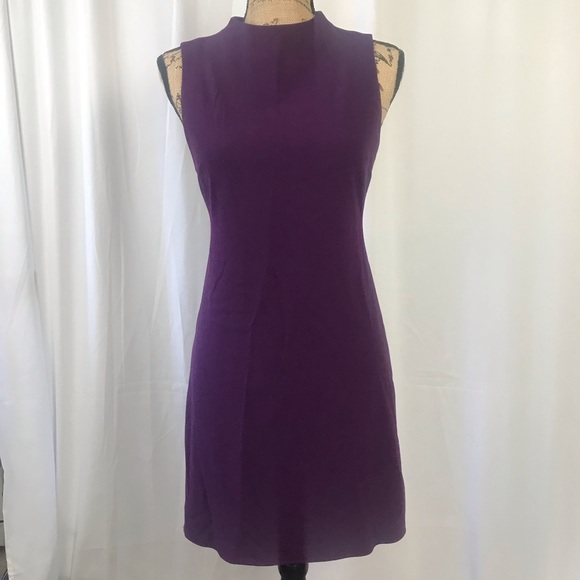 Alice + Olivia Dresses & Skirts - Alice + Olivia purple dress with back zipper.